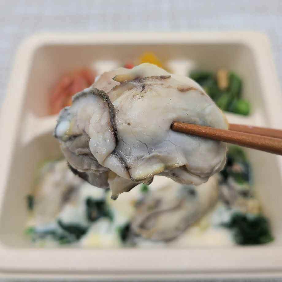 nosh-ナッシュ「特選岡山産カキのチャウダー」の牡蠣