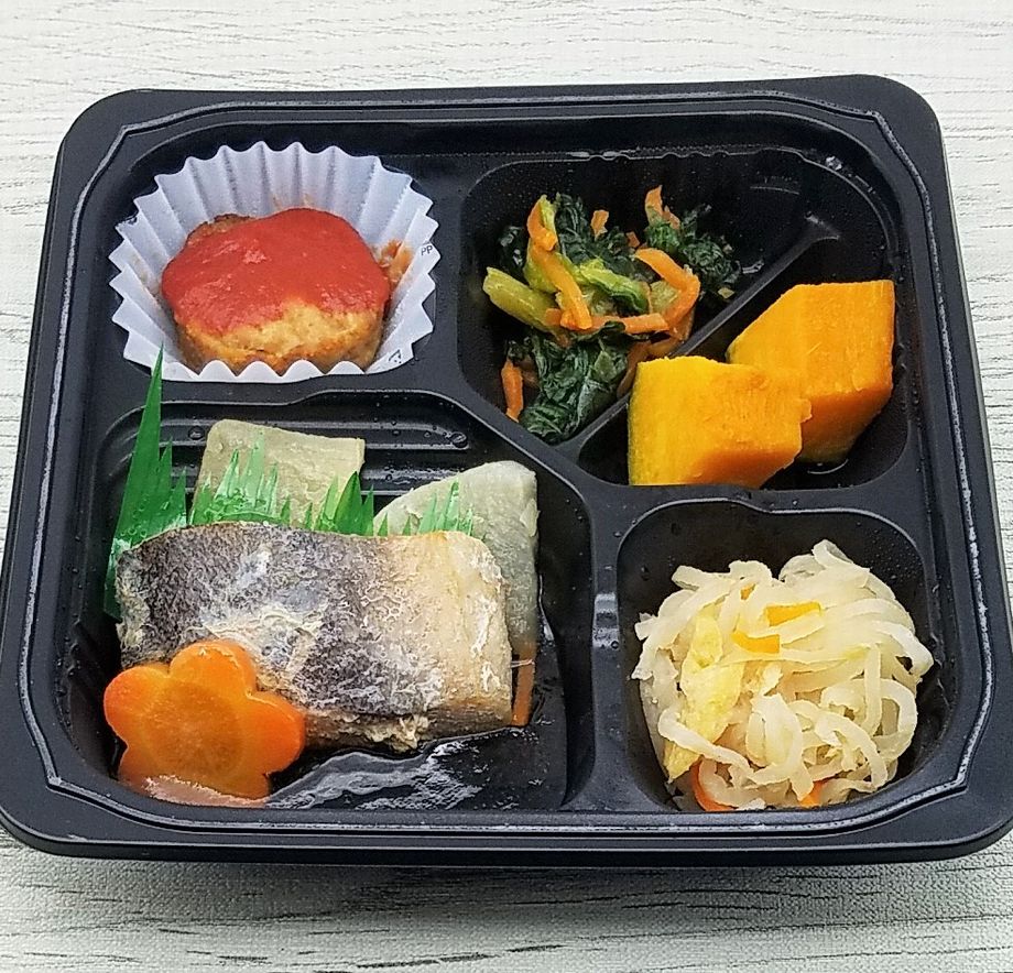 多幸源 カレイのトマトソース を食べました こせたん宅配弁当